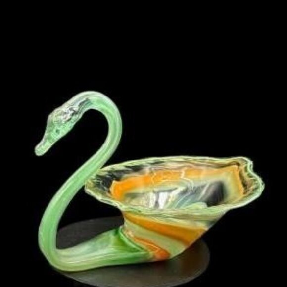 Vintage 1960's Hand-Blown Art Glass Large Swan Green Candy Trinket Dish 12.5" - Picture 2 of 8